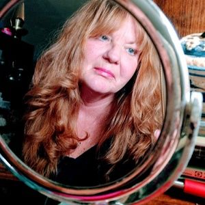 Meet your Posher, Bonnie